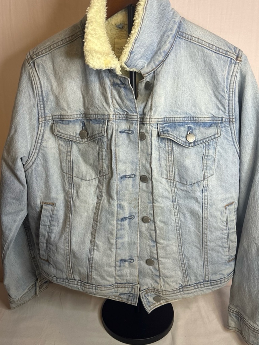 Universal Thread Cream Sherpa Jacket with Light Blue Accent